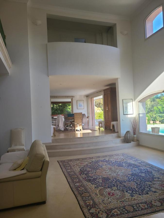Villa Mycenes Gareoult Exterior photo